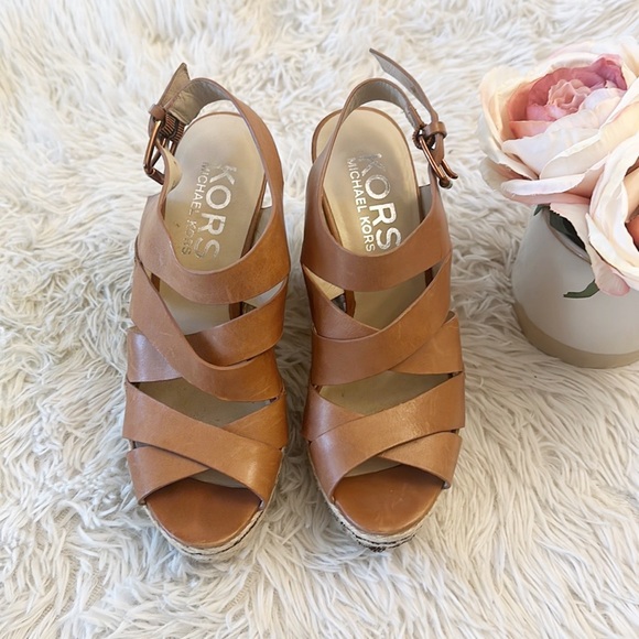 KORS Michael Platform Wedge Tan Leather Sandals women size 7.5 - Picture 2 of 5